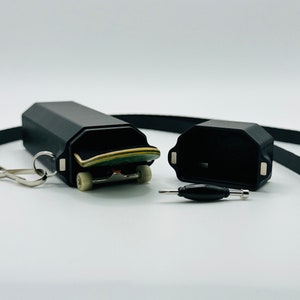 Pod 36x100mm w/ Lanyard - Jet Black