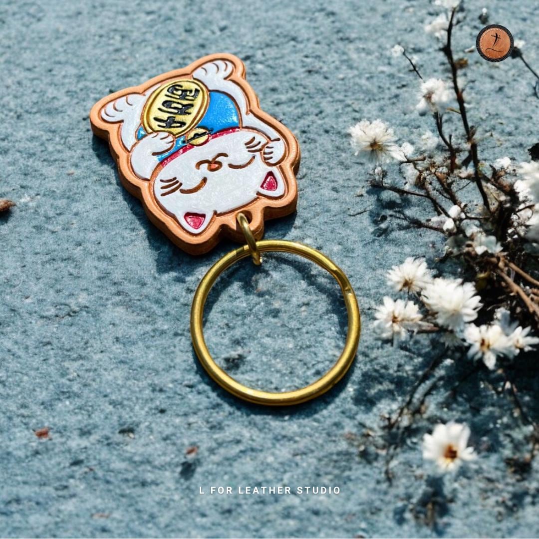 Lucky Cat Leather Keychain, Maneki Neko Keychain, Personalized