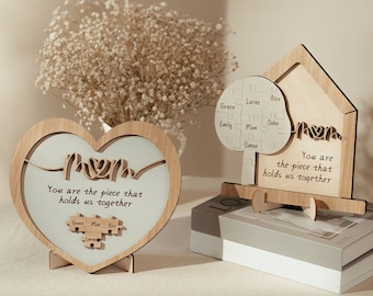 Signo de rompecabezas de mamá personalizado, regalo del día de la madre, signo de mamá, signo personalizado para mamá, signo de madera grabado mamá, regalo de la abuela, pieza que nos mantiene juntos