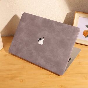 Custodia rigida in pelle viola nebbiosa per MacBook 13.6" M2 Air A2681 2022 13" Pro A2338 Macbook Pro 13 14 15 16 A2485 Air 13 12 pollici Custodia per laptop