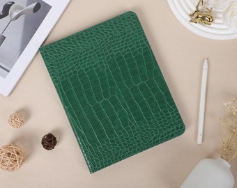 Jade Crocodile Print Personalized iPad case with Pen Holder for iPad Air4/5,iPad 10/9/8,iPad 10.2/10.5/10.9/11/12.9,iPad Pro 2022/2021 Cover