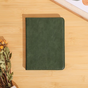 Custodia in pelle retrò verde per Kindle, nuova custodia per Kindle personalizzata, custodia per Kindle 6" 2022, custodia per Kindle Paperwhite 10a generazione 11a generazione, KPW 1/2/3