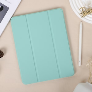 Mint green iPad case - Etsy 日本