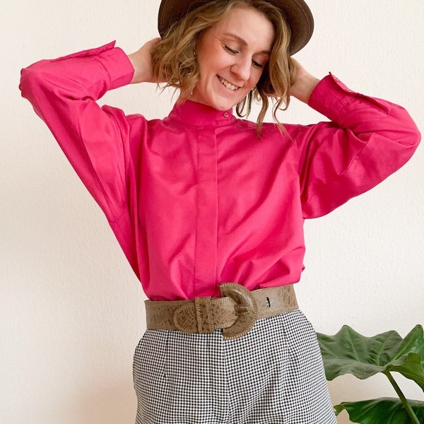 Vintage Damen Bluse mit hohem Kragen und versteckter Knopfleiste in Pink, feminin, Slowfashion, Unikat
