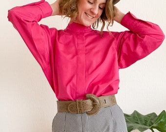 Vintage Damen Bluse mit hohem Kragen und versteckter Knopfleiste in Pink, feminin, Slowfashion, Unikat