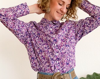 Vintage Damen Bluse mit Blumenmuster in lila / violett, 70er, 80er, floral, feminin, Slowfashion, Unikat