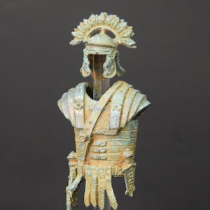 Cast Bronze Centurion Armor Miniature: Ancient Rome Art (12 cm)