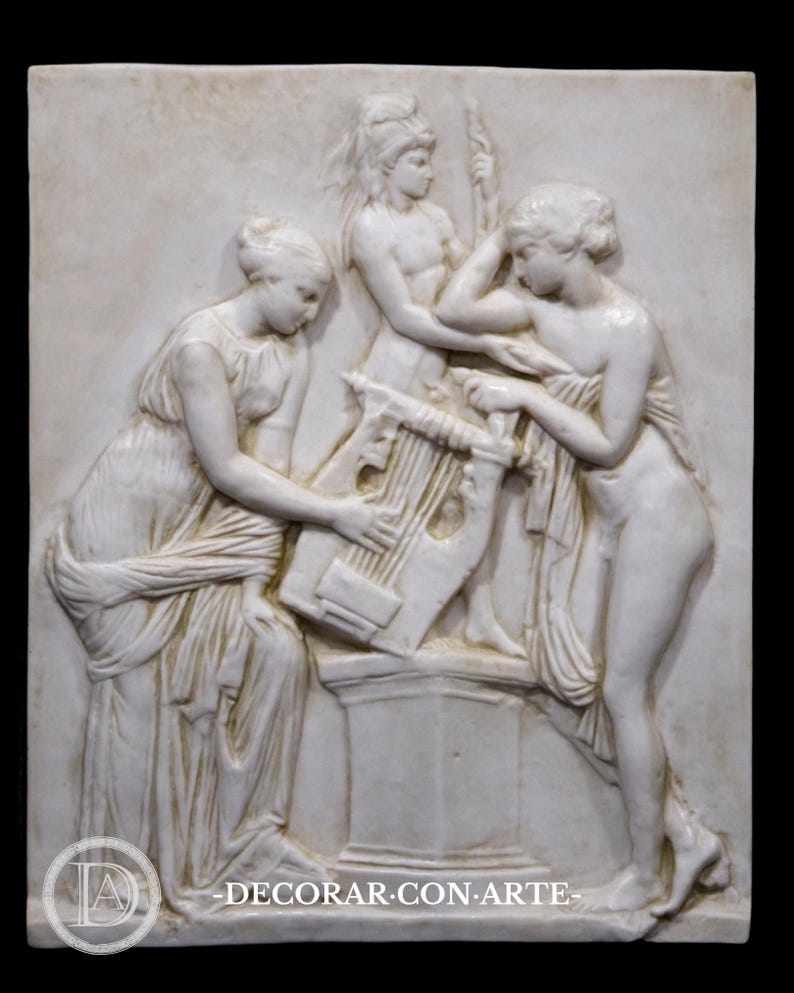 Relieve de las musas. 51x43 cm (20.08x16.93 in) Reproducción en mármol moldeado. Hecho a mano en España. Decoración de interior y jardín imagen 1