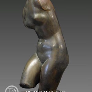 Torse de Vénus. Patine bronze. 39 cm. (15,35 po.) Fabriqué en Europe image 5