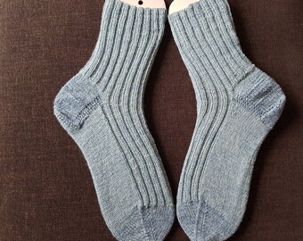 46 47 hellblau grau melierte Socken Männer Herren handgestrickt Herren Wollsocken gestrickt
