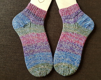 2 Größen 36 37 / 38 39 pink blau grün lila bunt gestreifte gestrickte Baumwolle Stricksocken handgestrickt Kurzsocken Sneaker