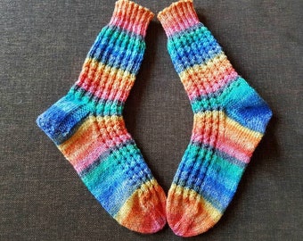 39 40 Muster Socken Regenbogen blau grün orange bunte gestreift gestrickte Wollsocken Stricksocken wollsocken Frauen handgestrickt