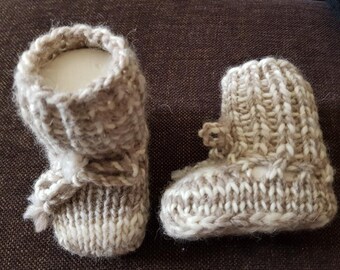 3 Größen BIO Schurwolle weiche wollweisse natur beige gestrickte Babyschühchen Babyschuhe Socken handgestrickt