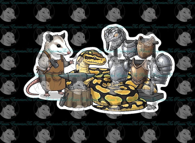 K&ouml;nnte beinhalten: Ein Aufkleber mit einem Cartoon-Opossum-Schmied mit Hammer und Amboss, neben einer gro&szlig;en Schlange und verschiedenen R&uuml;stungsteilen. Die Schlange ist gelb und schwarz. Die R&uuml;stung ist silber und braun.