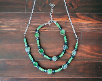 Ensemble collier et bracelet de perles verts, ensemble de bijoux en cristal de verre vert, ensemble de bijoux pour femme