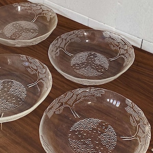 Set of 5 Vintage mid century 70s Apple Tree textured crystal dessert or appetizer plates / 19 cm