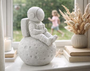 Astronaut on the Moon Shelf Decor - Bookend, Sculpture, Living Room Decor, Resin / PLA - Birthday Gift - Space - BU2
