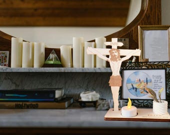 Altar de madera/altar de mesa para oración - Regalo personalizado para oración, como cruz de tumba para colgar - Cruz de madera hecha a mano, personalizada