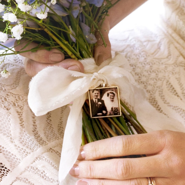 Bouquet Photo Charm, Personalised with Custom Photo, Bouquet Memory Charm, Bridal Bouquet Charm, Wedding Memorial, Sentimental Gift