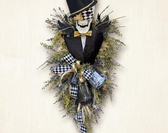Gothic Masquerade Skeleton Teardrop Swag Wreath | Halloween Door Decor Harlequin Top Hat Gold Black