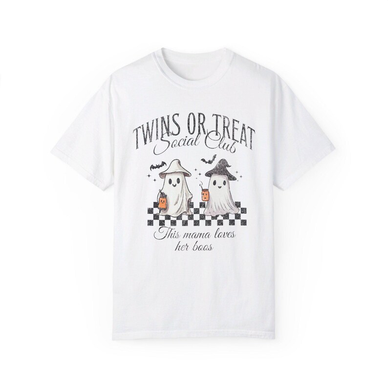 Camiseta de Halloween para mamá de gemelos, divertida camiseta de fantasma para mamá de gemelos, camiseta para revelar el embarazo de gemelos, regalo para baby shower para madre de gemelos, regalo de empuje White