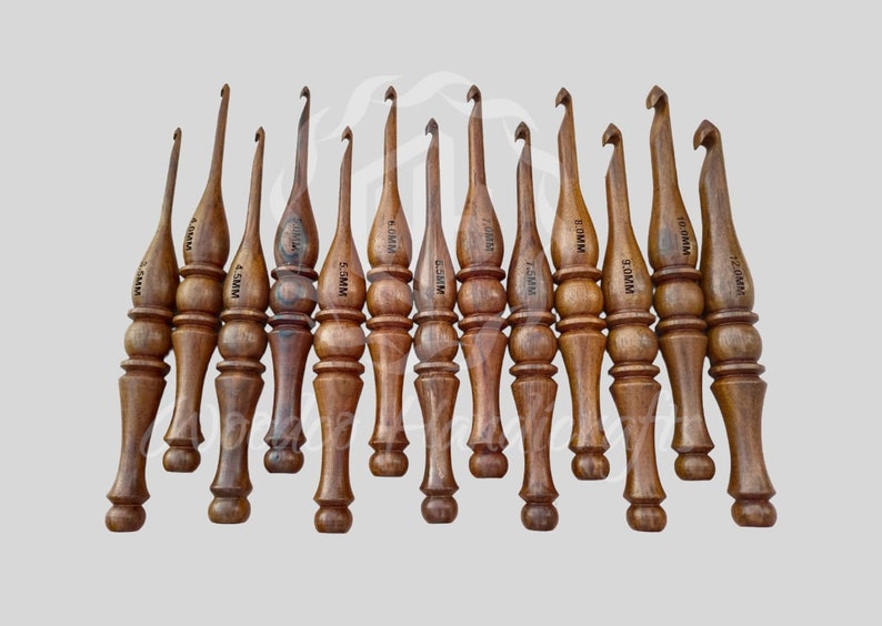 Handcrafted Rosewood Crochet Hook Set: Ergonomic Knitting Needles - Etsy
