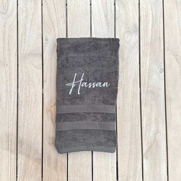 Personalised Luxury Bath Towels EMBROIDERED EGYPTIAN TOWELS / Custom Text / 600gsm / Embroidered Face & Bath Towels - The Couture Embroidery