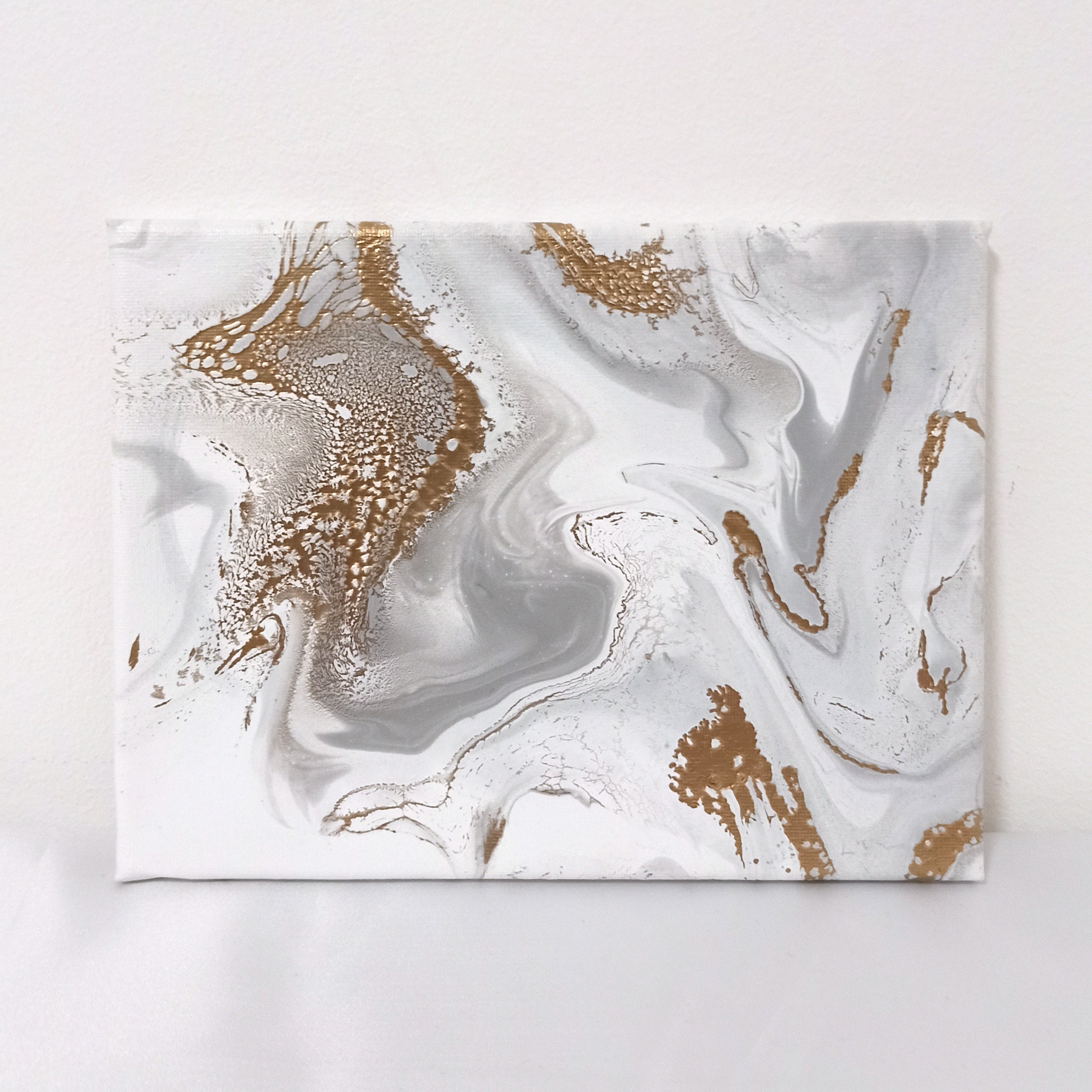 White Gold Foil Painting on Canvas Fluid Art Painting Small Acrylic Painting  Neutral Art Abstract Original Painting Grey White Gold Painting - Etsy, image size:2600x2600