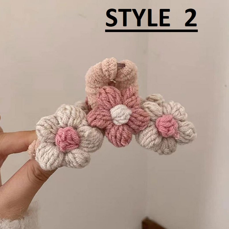 Gestrickte Blumen Haarspange, gehäkelte Haarspange, Haarschmuck für sie, Geschenk für sie, Retro große Haarspange, Fee Haarspange, Bild 6