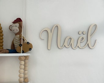 Customizable wooden first name for baby's nursery decoration