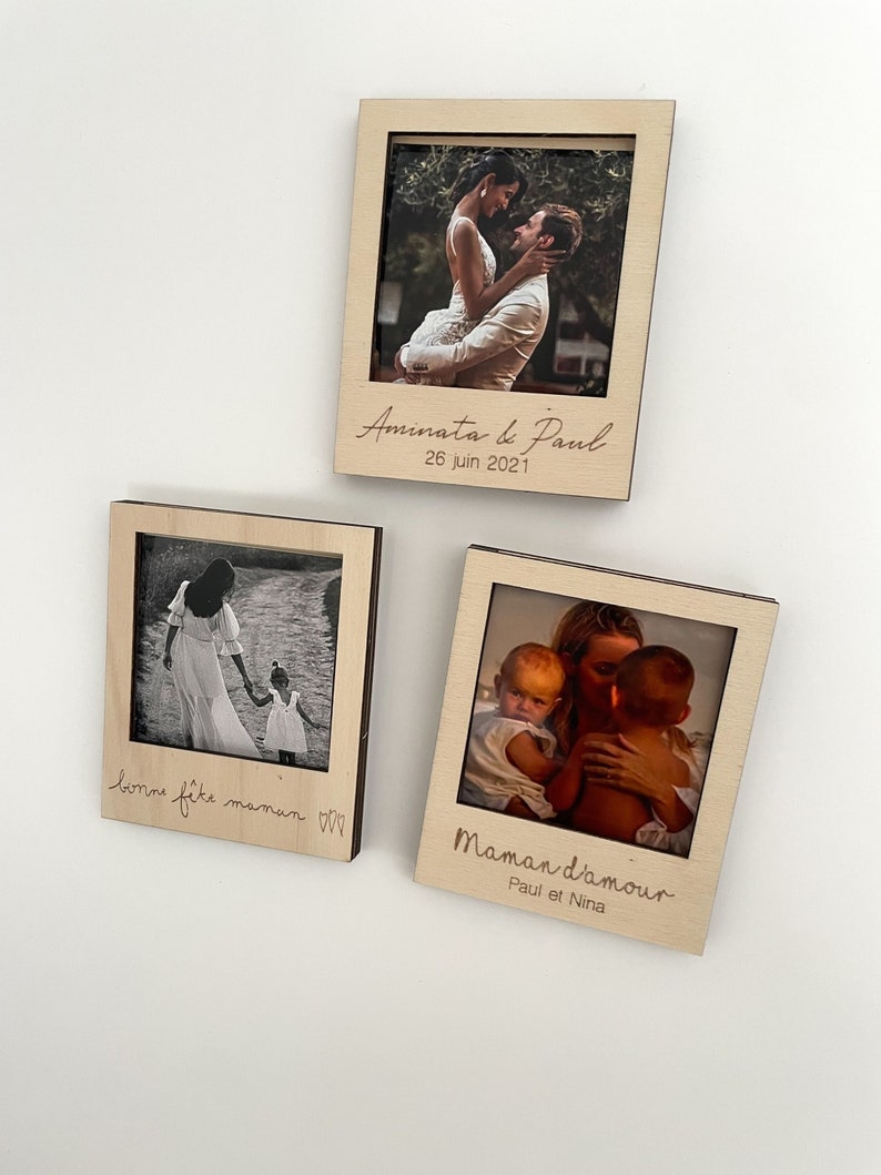 Magnet Polaroïd photo personnalisé, cadre en bois aimanté, Noël, fête des grands pères, mariage, marraine, cadeau maîtresse, nounou image 1