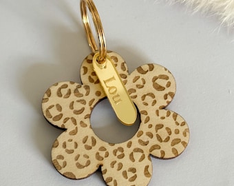 Personalized leopard flower keychain