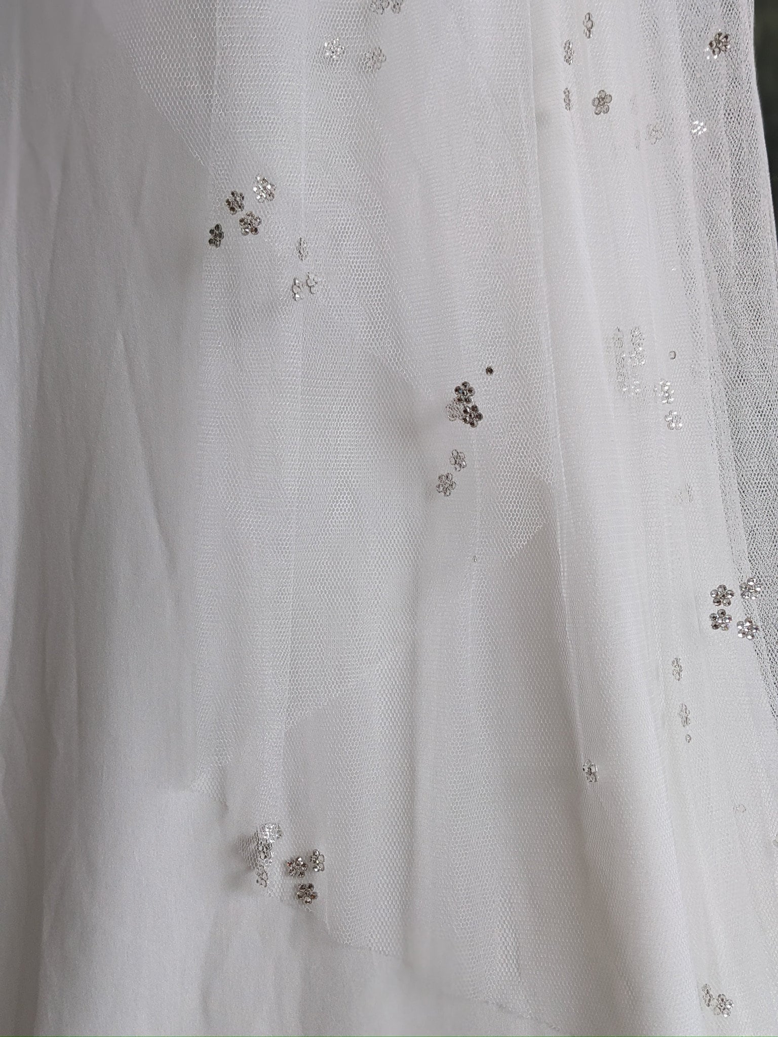 Handmade Single Tier Crystal Embellished Bridal Veil - Forget-Me-Not