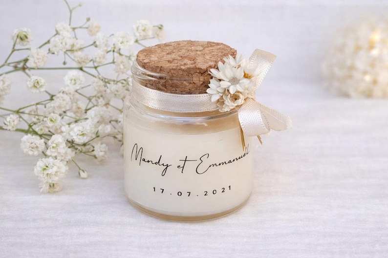 Personalized wedding candle, natural wedding favor, dried flower candle, fragrance from Grasse, handcrafted candle, wedding souvenir image 2