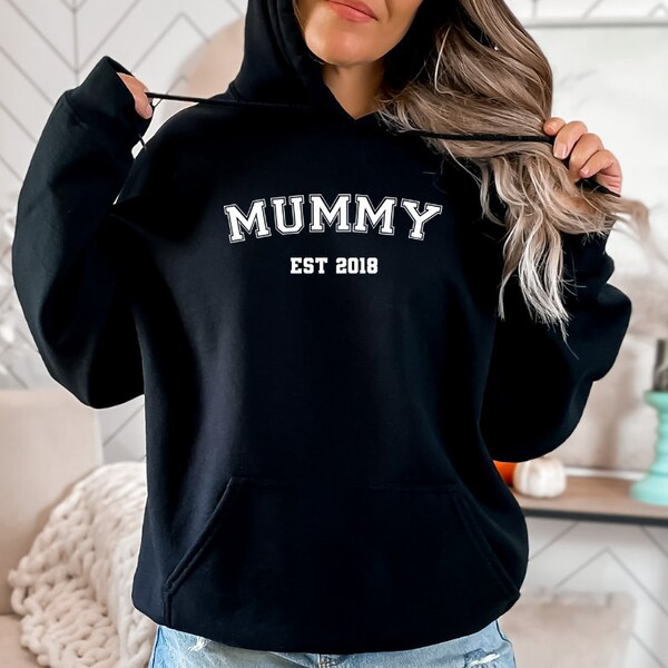 Mummy personalized hoodie mothers day gift mom outfit, mothersday gift for her personalised shirt, birthday gift, mum shirt Mama Sweatshirt