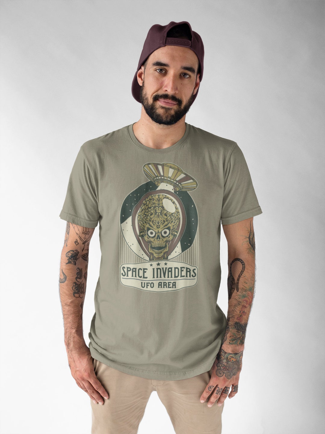 'CULT SPACE NERD' Game T-Shirt – Old School Invaders Design, Short Sleeve Geek Tee, Black