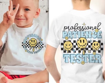 Chemise testée par une patience professionnelle, T-shirt pour tout-petit, T-shirt pour enfant, T-shirt pour enfant avec motif à l'arrière, T-shirt drôle de vie d'enfant, T-shirt drôle pour jeune, T-shirt pour garçon