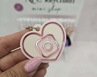 Portachiavi NFC personalizzato per social media: biglietto da visita intelligente personalizzato