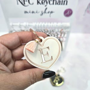 NFC ETSy Keychain Personalized Social Media Profile Sharing Instant Networking Tool Business Card Alternative