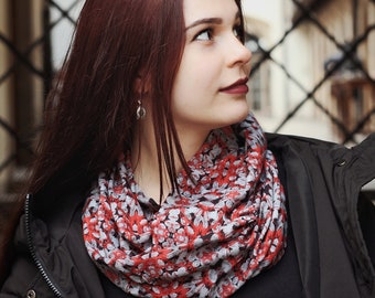 Infinity Scarf: Soft scarf with scientific patterns