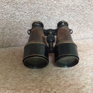 Vintage 1910s WW1 Unsigned military Binoculars  without case
