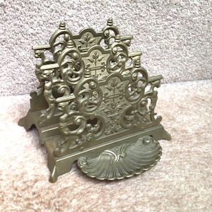 Porta cartas art déco de latón