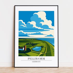 Könnte beinhalten: Ein gerahmter Kunstdruck mit einer stilisierten Landschaft von Pellworm, Deutschland. Das Kunstwerk zeigt ein grünes Feld, einen blauen See und einen blauen Himmel mit weißen Wolken. Der Text "PELLWORM GERMANY" befindet sich unten.