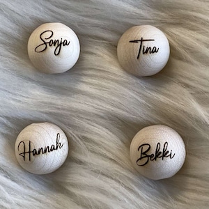Perles en bois *personnalisées*