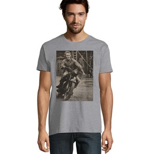Steve McQueen The Great Escape Movie Poster Unisex Men's Cotton T-Shirt Gray