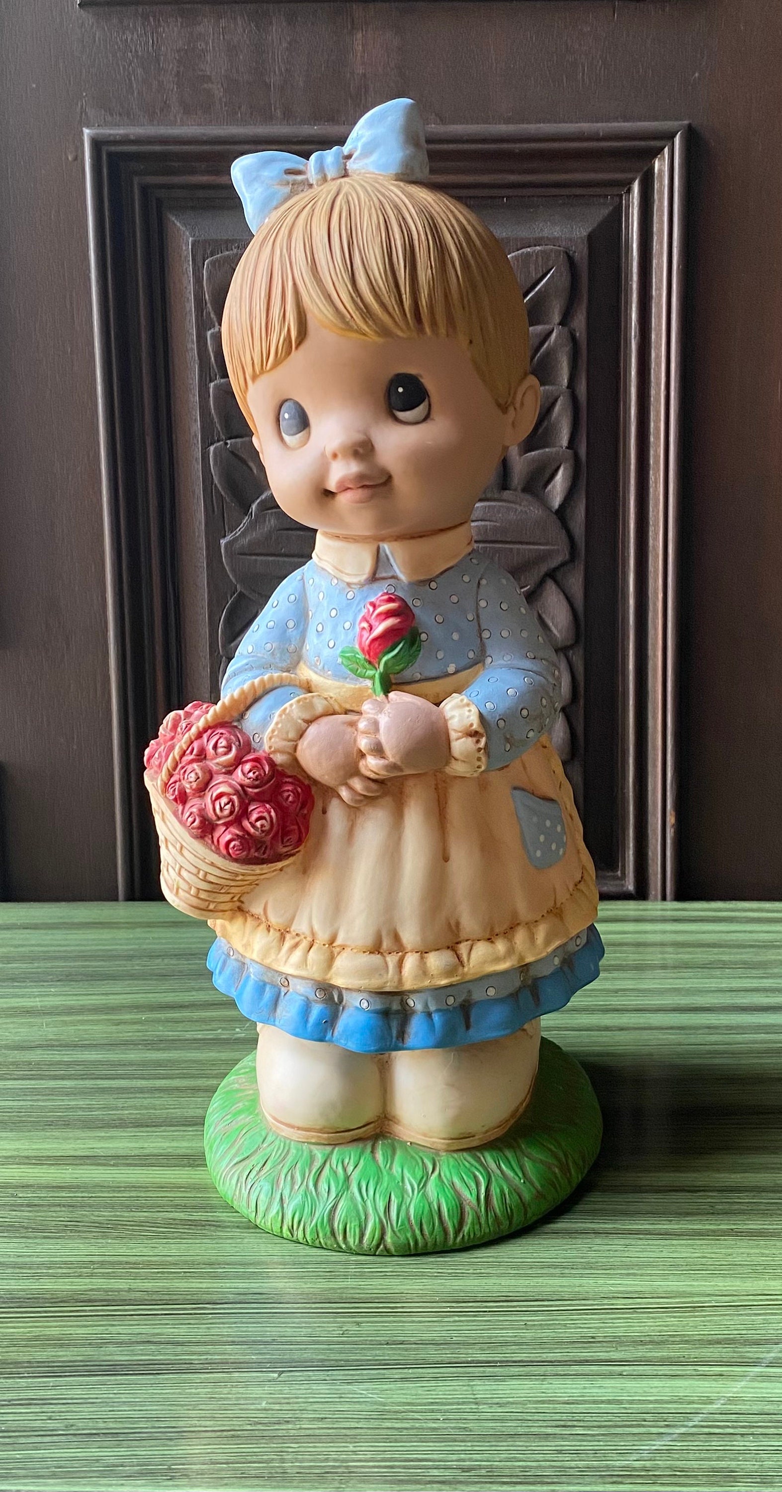 Vintage Precious Moments Plastic Garden Art Statue Little Girl in a
