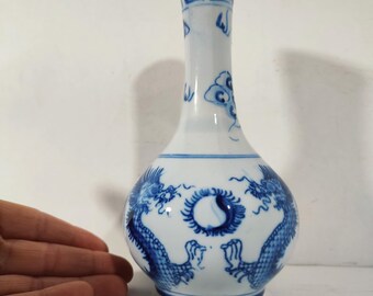 Early 20th Century Porcelain Vase, Blue Dragon, Hue / Vietnam / Indochina, Chinese / Free Shipping