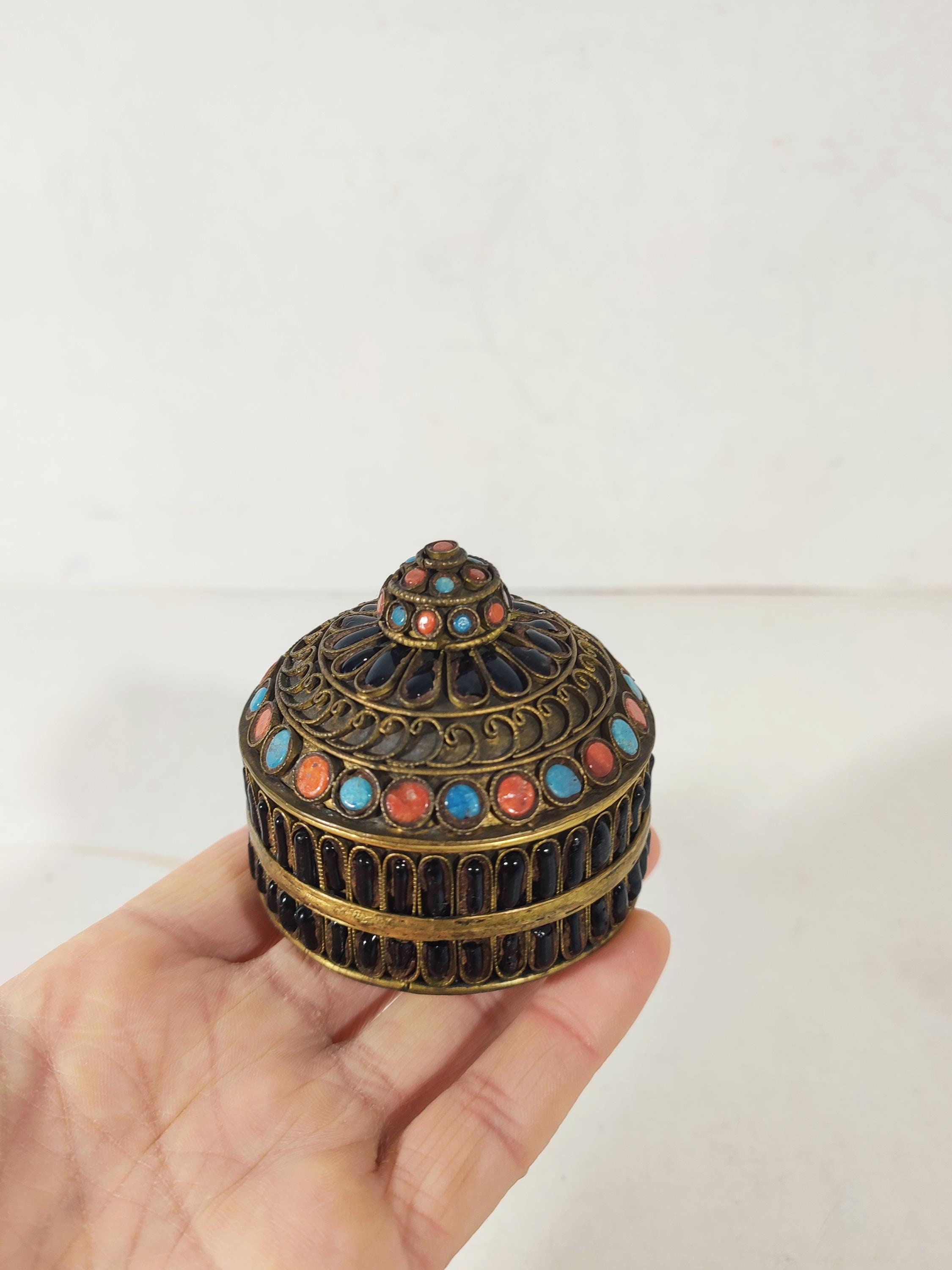 Nepali jewelry pots - Etsy 日本