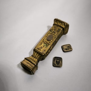 Wax Seal Intaglio Stamp Etui Set du Palais Royal en Laiton Doré Or Fin / 1814-1824 France Louis XVIII / Sceau Cachet Cire
