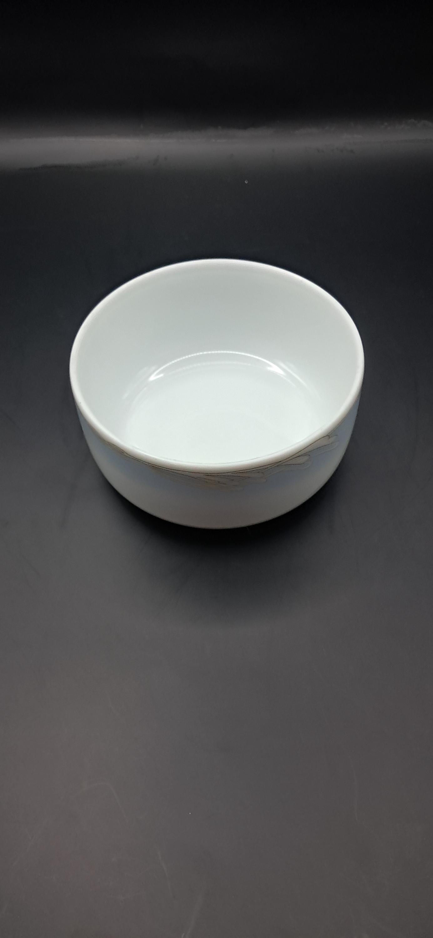 フッチェンロイター・ボンボニエール by Ole Winter - Etsy 日本